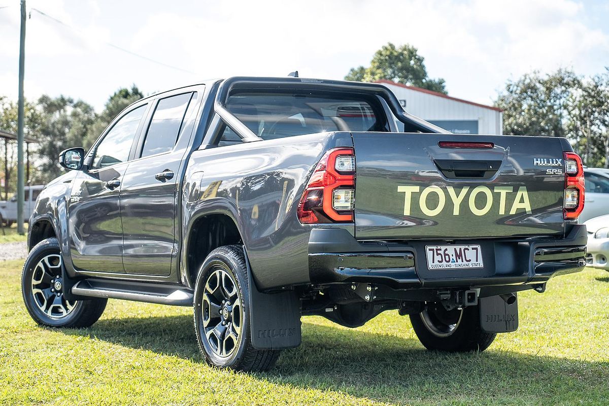 2025 Toyota Hilux SR5 48V GUN126R 4X4