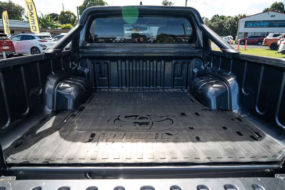 2025 Toyota Hilux SR5 48V GUN126R 4X4