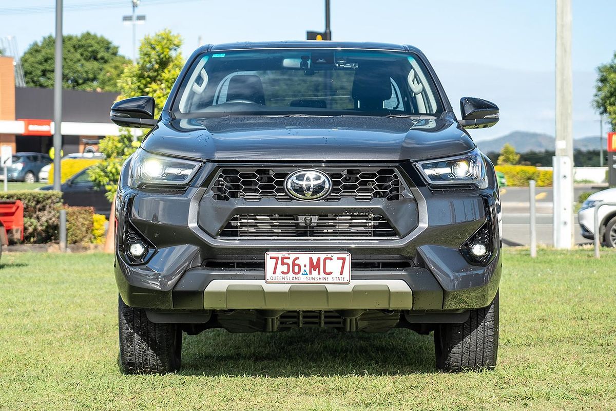 2025 Toyota Hilux SR5 48V GUN126R 4X4