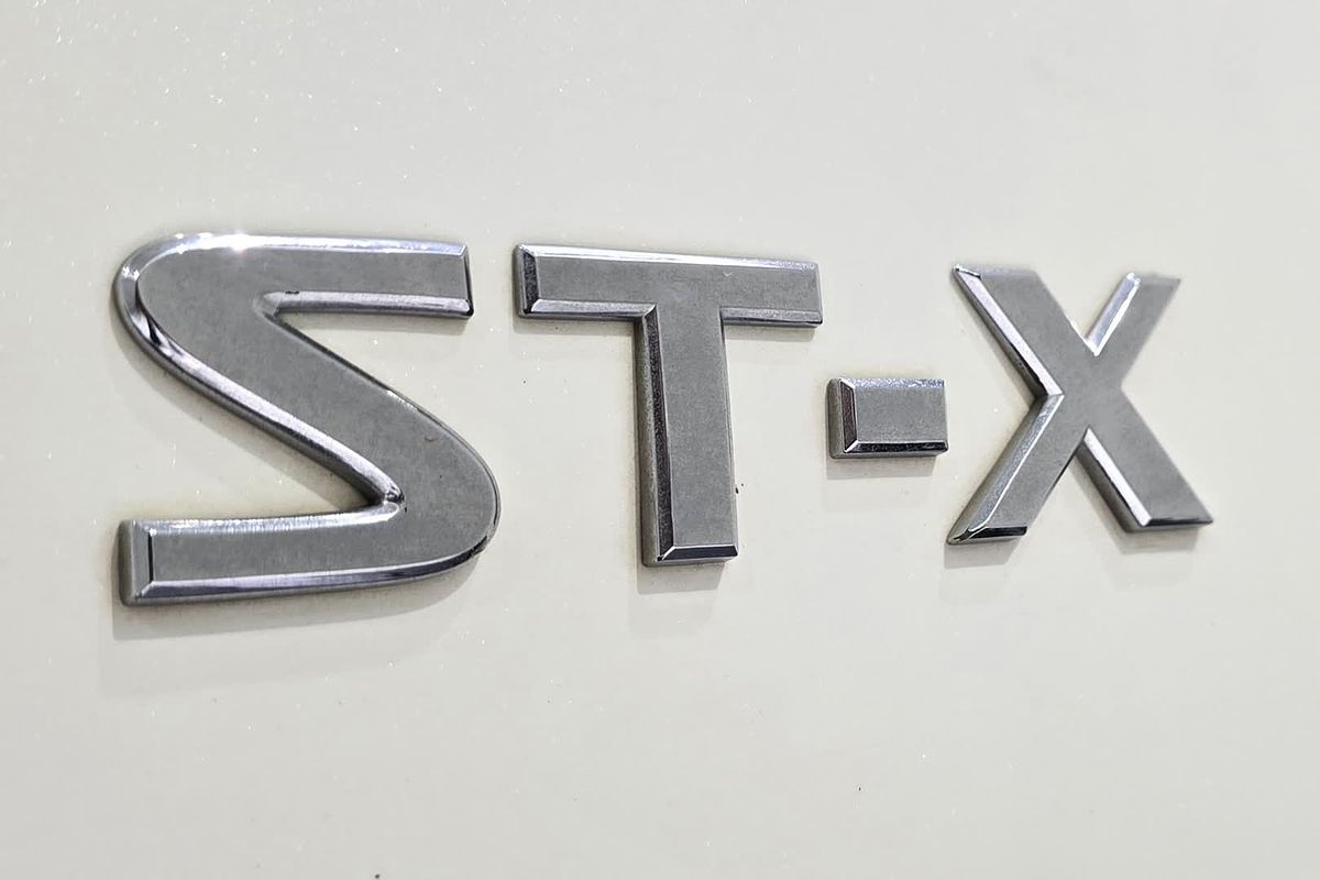 2020 Nissan Navara ST-X D23 Series 4 4X4