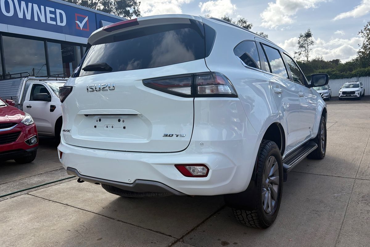2021 Isuzu MU-X LS-U