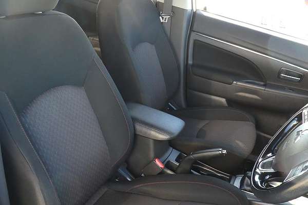2019 Mitsubishi ASX ES XC