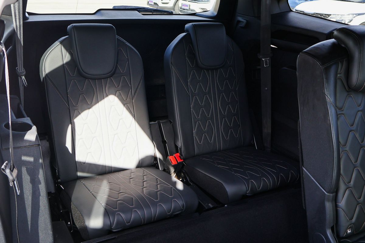 2019 Peugeot 5008 GT Line P87