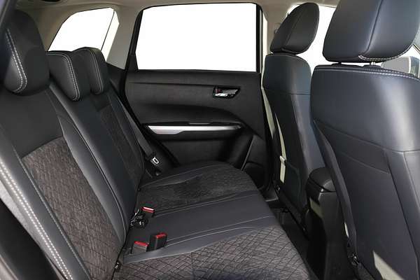 2023 Suzuki Vitara Turbo LY Series II