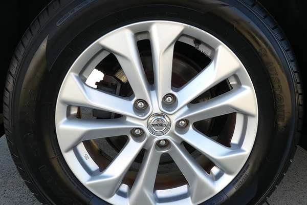 2014 Nissan X-TRAIL ST-L T32