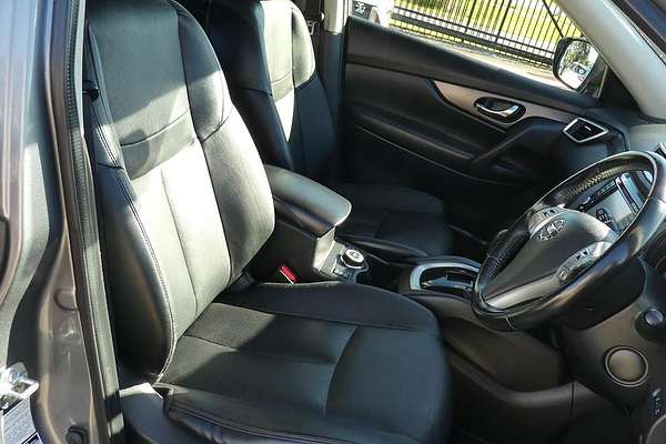 2014 Nissan X-TRAIL ST-L T32