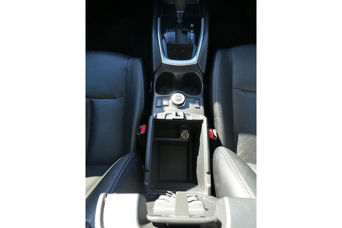 2014 Nissan X-TRAIL ST-L T32