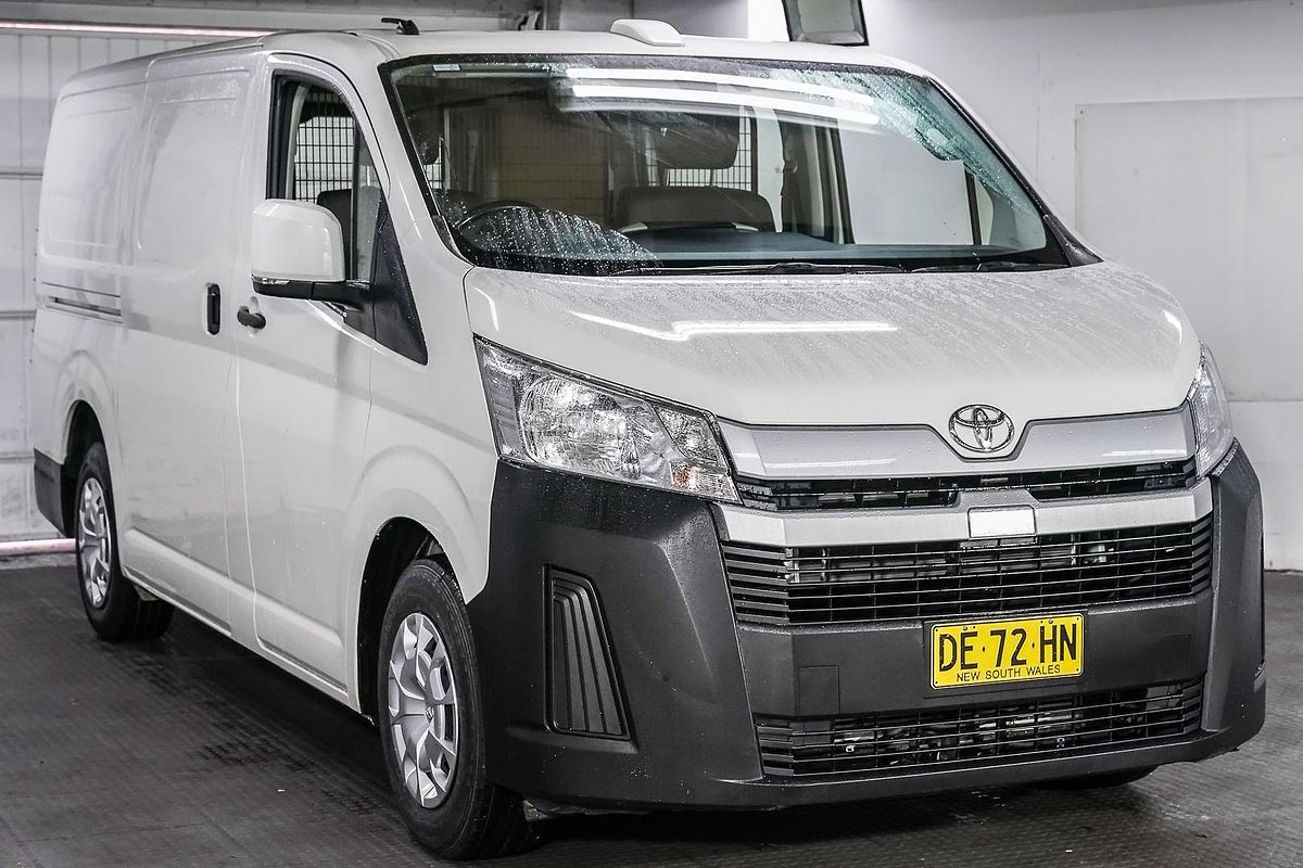 2022 Toyota Hiace GDH300R LWB