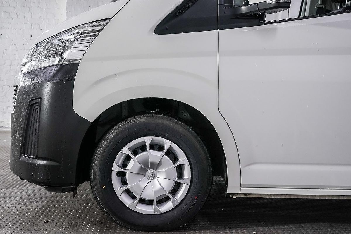 2022 Toyota Hiace GDH300R LWB