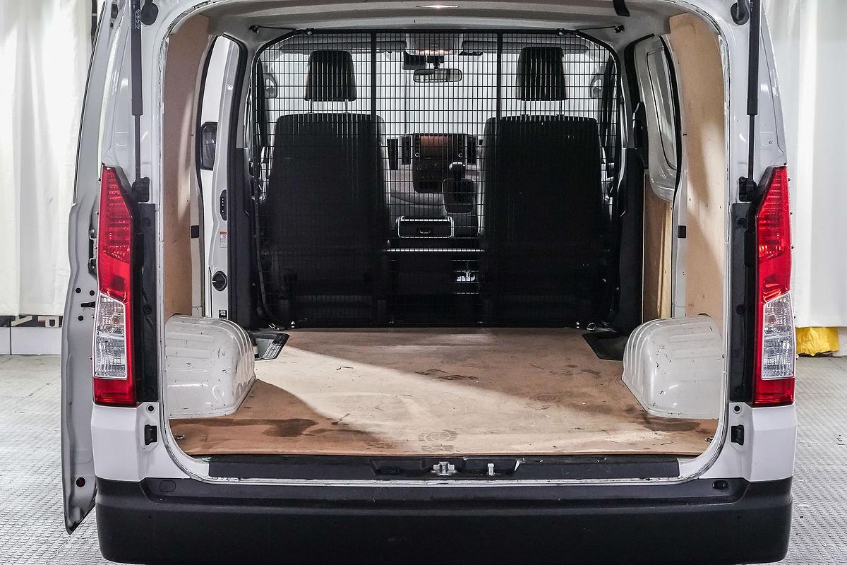 2022 Toyota Hiace GDH300R LWB