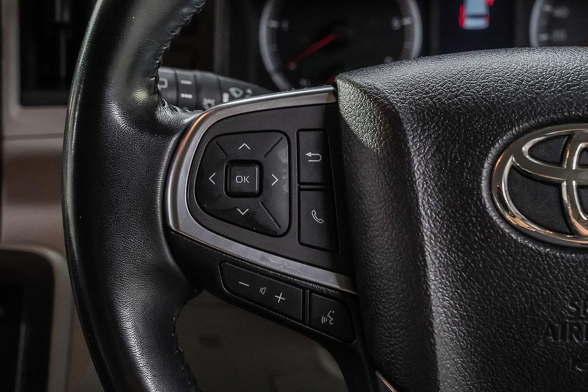 2022 Toyota Hiace GDH300R LWB