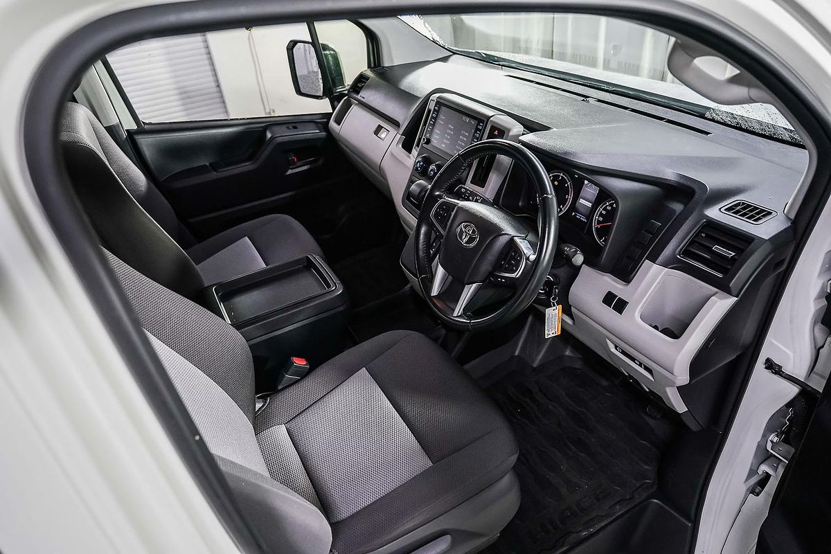 2022 Toyota Hiace GDH300R LWB
