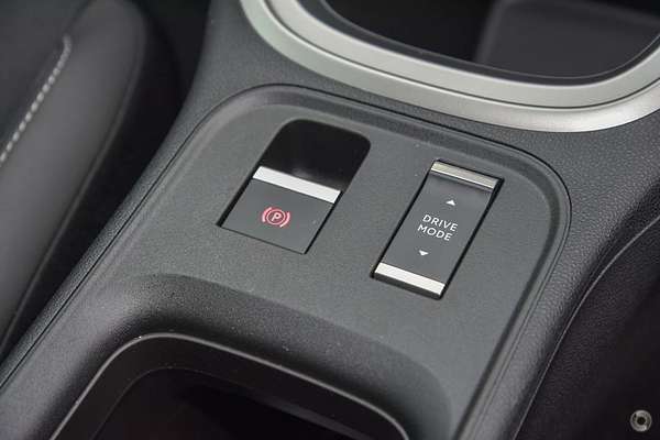 2024 Jeep Avenger Limited JJ