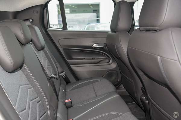 2024 Jeep Avenger Limited JJ