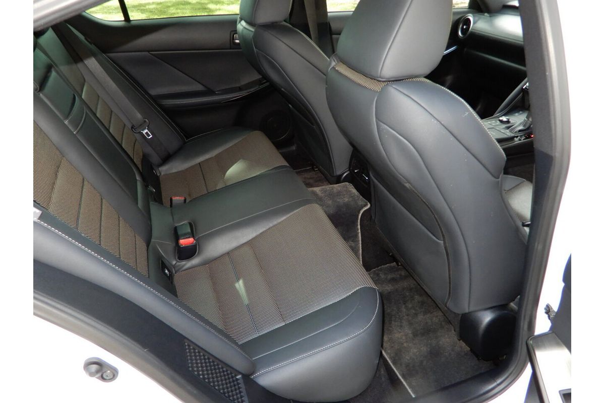 2020 Lexus IS300H F Sport Hybrid AVE30R MY17