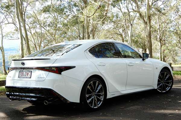 2020 Lexus IS300H F Sport Hybrid AVE30R MY17