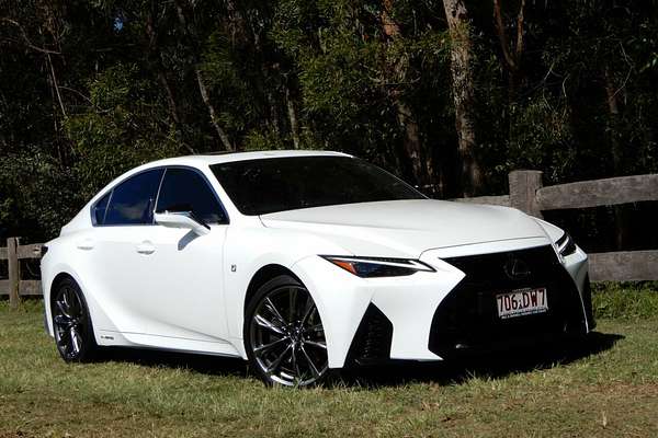 2020 Lexus IS300H F Sport Hybrid AVE30R MY17