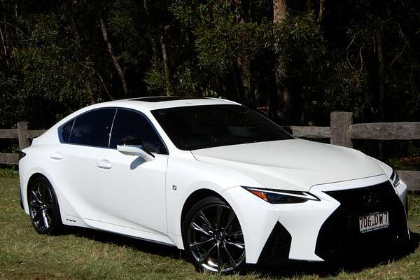 2020 Lexus IS300H F Sport Hybrid AVE30R MY17