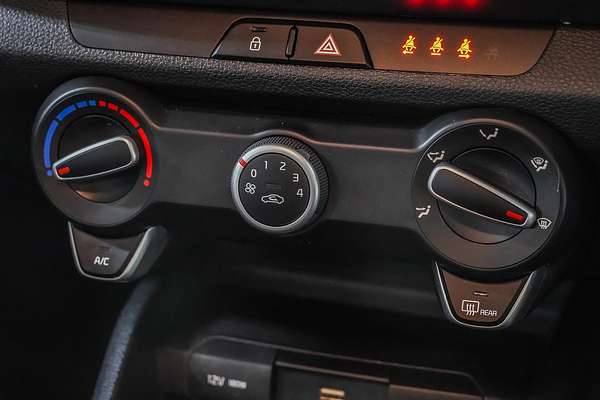 2023 Kia Stonic S YB