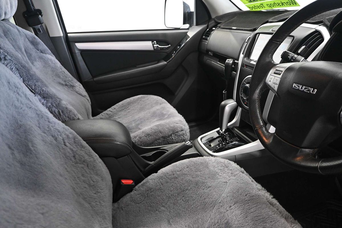 2017 Isuzu MU-X LS-U