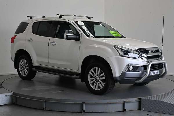 2017 Isuzu MU-X LS-U