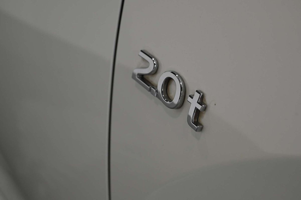 2019 INFINITI Q30 Sport H15