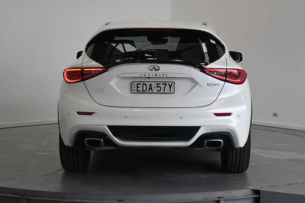 2019 INFINITI Q30 Sport H15