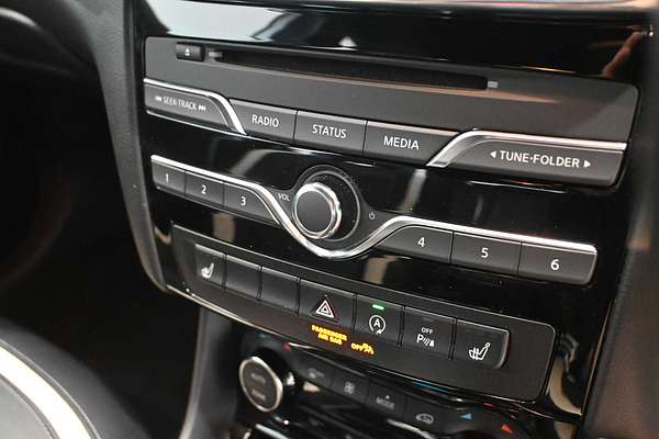 2019 INFINITI Q30 Sport H15