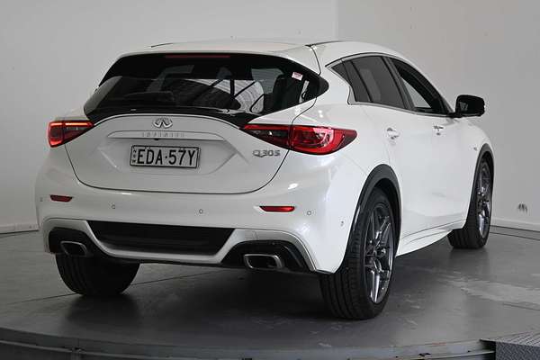 2019 INFINITI Q30 Sport H15