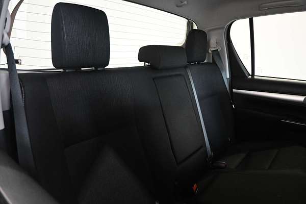 2020 Toyota Hilux SR5 GUN126R 4X4