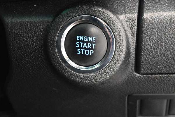 2020 Toyota Hilux SR5 GUN126R 4X4