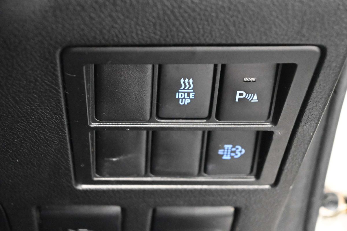 2020 Toyota Hilux SR5 GUN126R 4X4