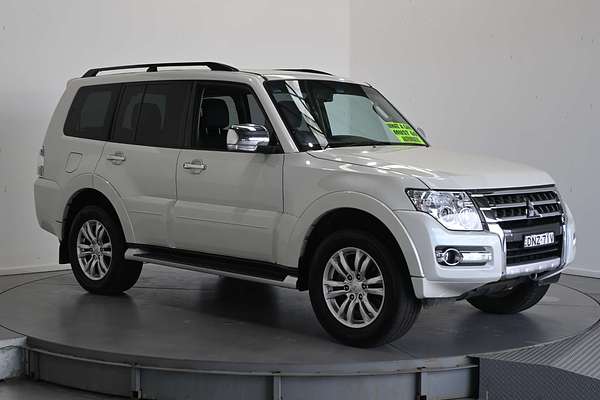 2016 Mitsubishi Pajero GLX NX