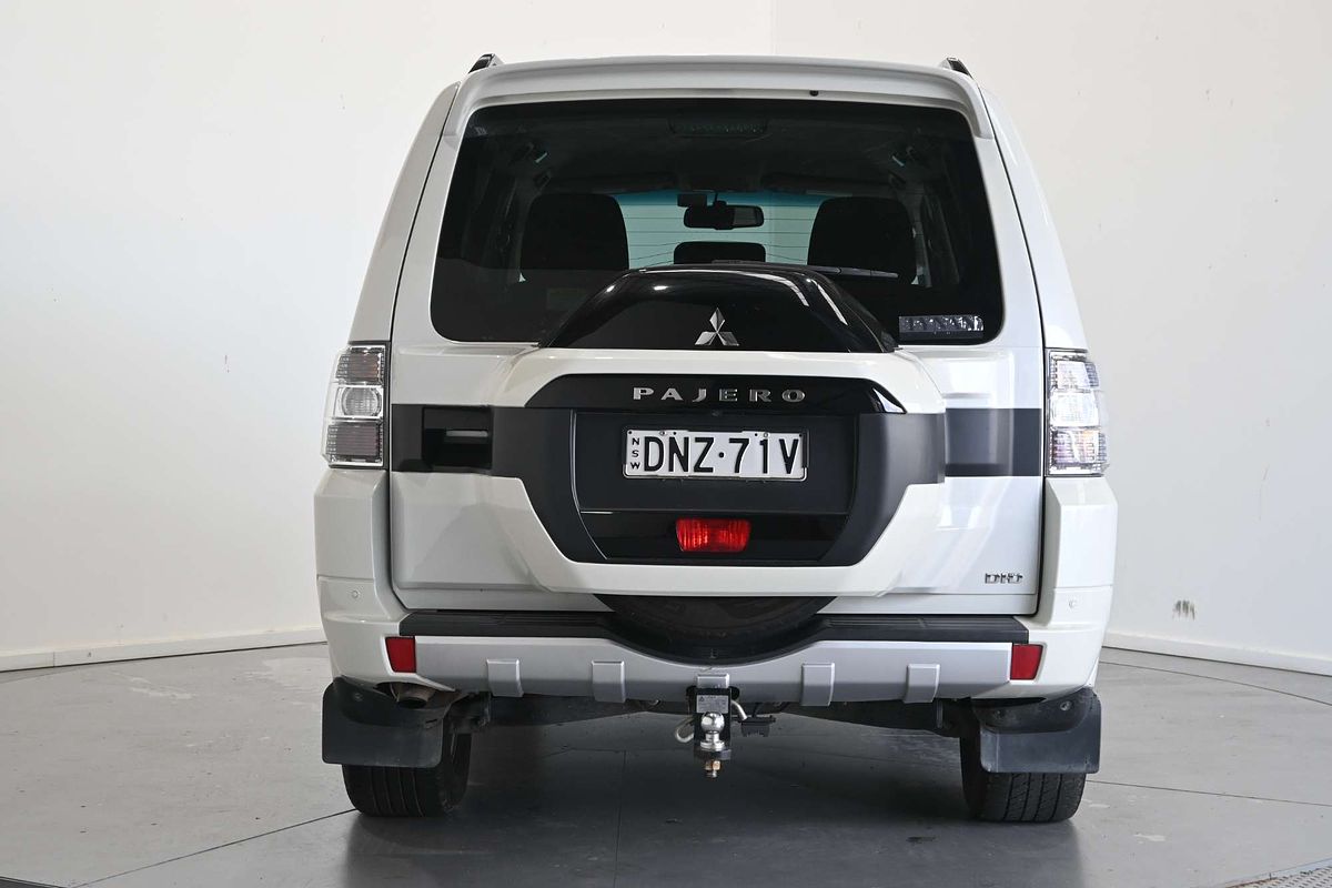 2016 Mitsubishi Pajero GLX NX