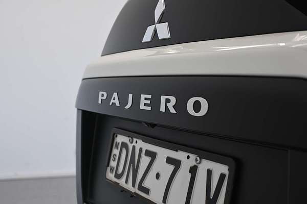 2016 Mitsubishi Pajero GLX NX