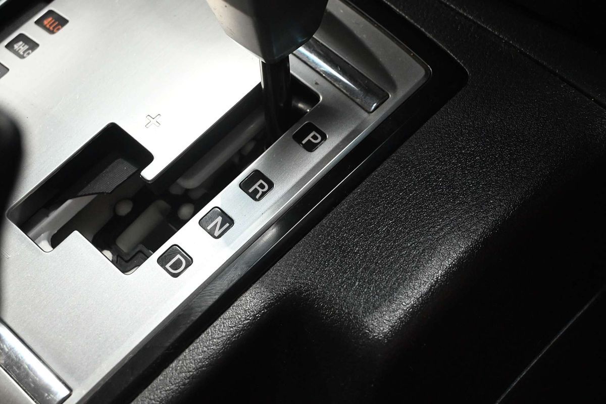 2016 Mitsubishi Pajero GLX NX