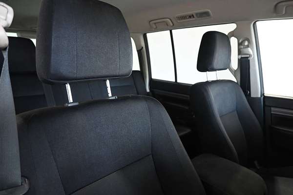 2016 Mitsubishi Pajero GLX NX