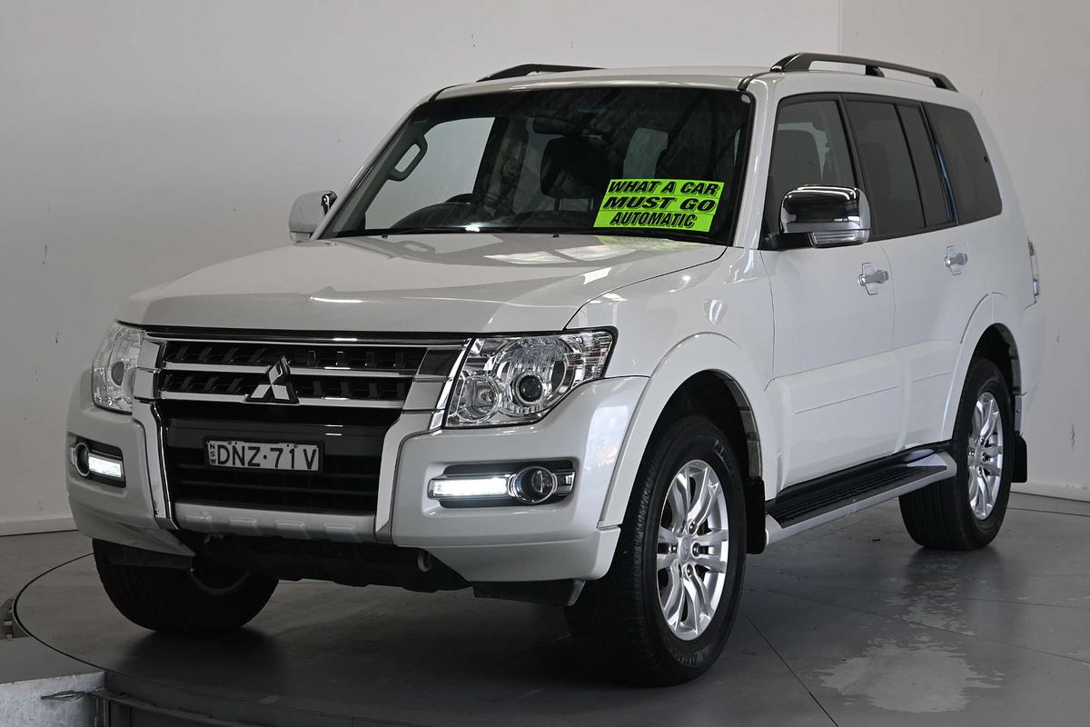 2016 Mitsubishi Pajero GLX NX