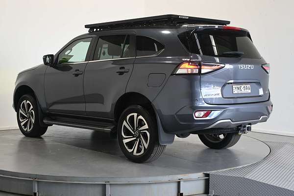 2022 Isuzu MU-X LS-T