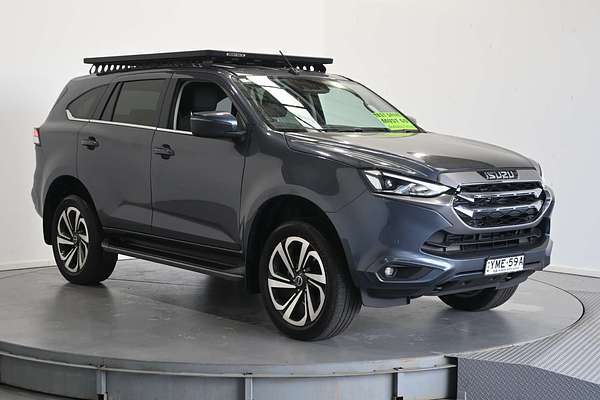 2022 Isuzu MU-X LS-T