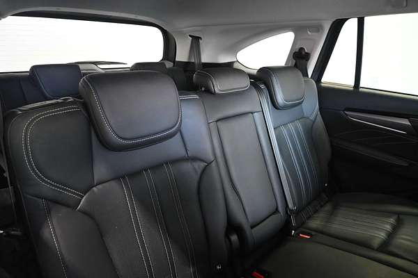 2022 Isuzu MU-X LS-T