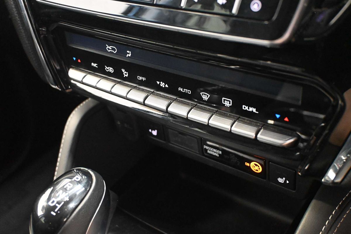 2022 Isuzu MU-X LS-T