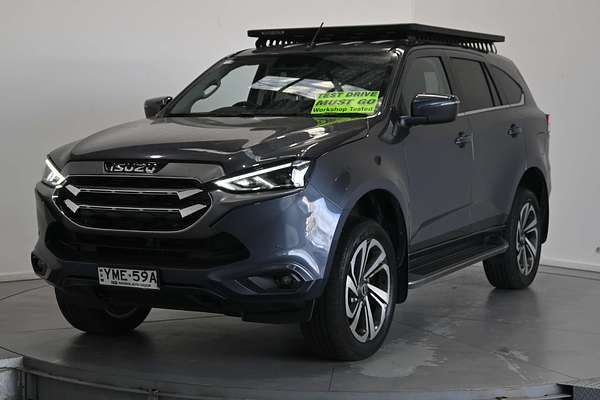 2022 Isuzu MU-X LS-T