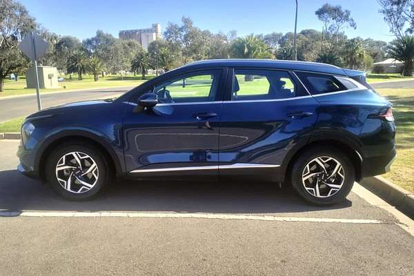 2022 Kia Sportage S NQ5