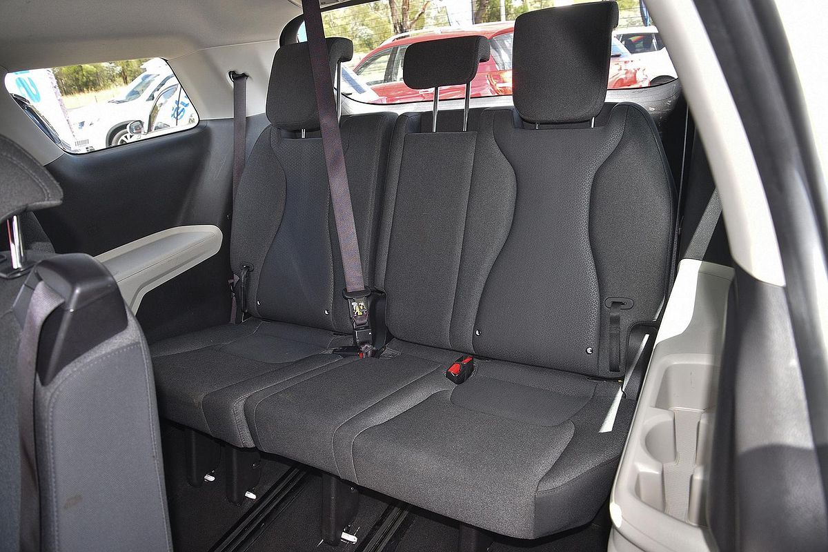 2021 Kia Carnival S KA4
