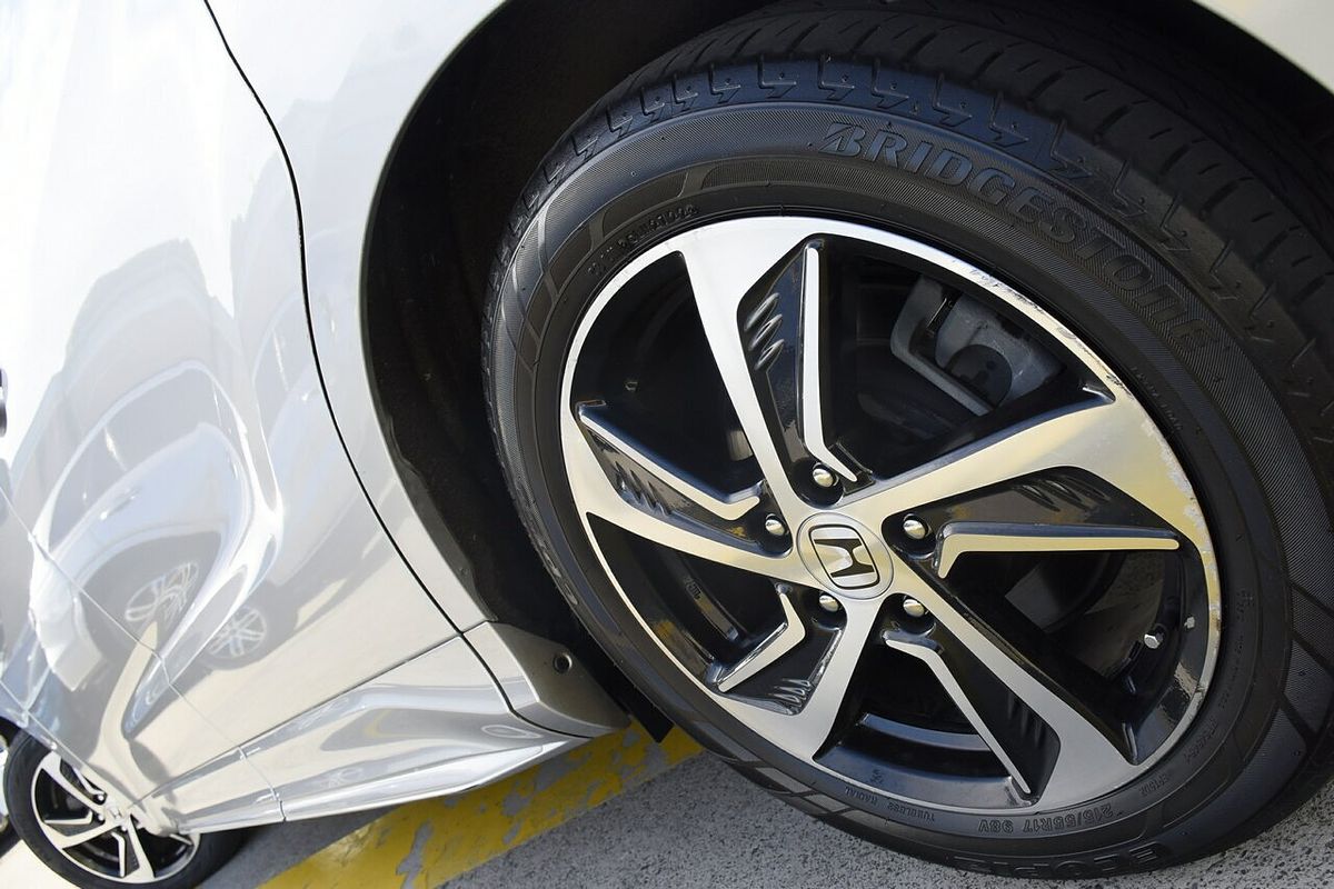 2014 Honda Odyssey VTi-L 5th Gen