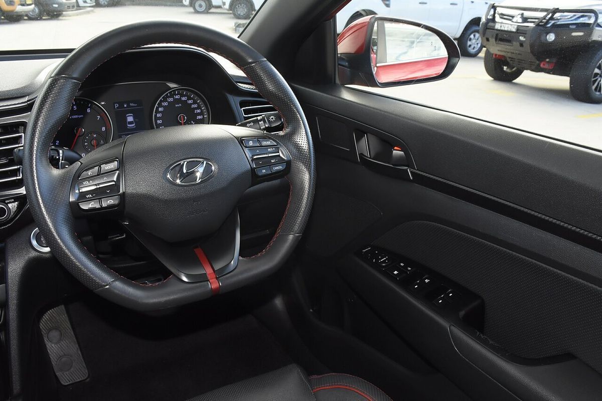 2019 Hyundai Elantra Sport Premium AD.2