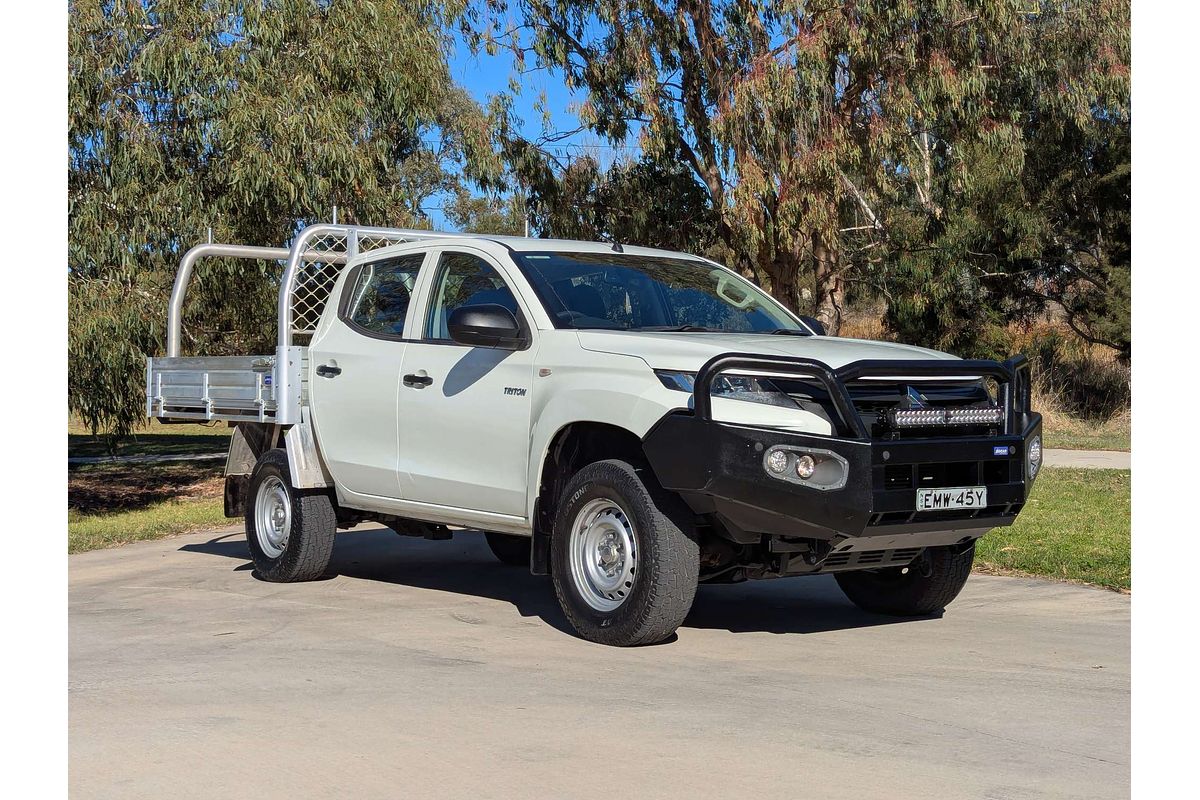 2020 Mitsubishi Triton GLX ADAS MR 4X4