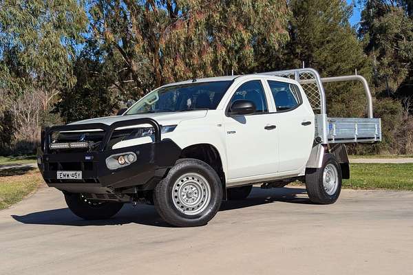 2020 Mitsubishi Triton GLX ADAS MR 4X4