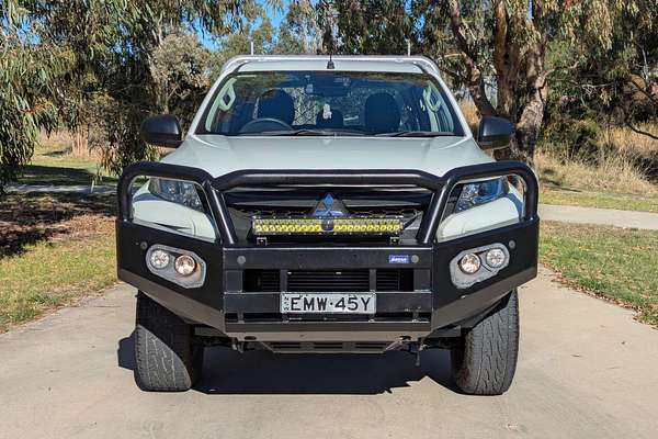 2020 Mitsubishi Triton GLX ADAS MR 4X4